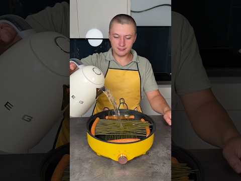 Viral spaghetti in sausages 😮🍝🌭