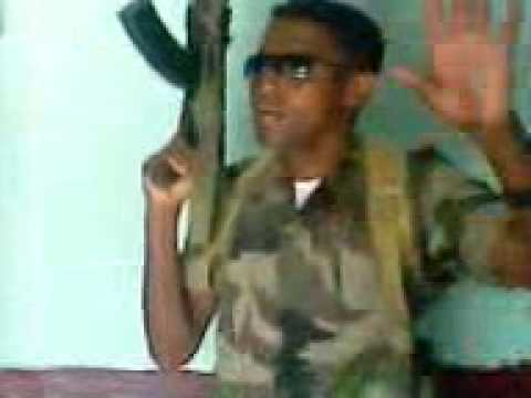 Wiil Askari Qaran Somaliyed ah oo qaadaya hees wadani ah by Xisbiga Wadaniga Somaliyed