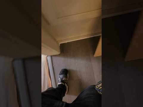 Thumbnail for Como instalar piso vinil en pasillo 😱 #construction #carpinteria #carpentary #deckdesign #timbertech by Car