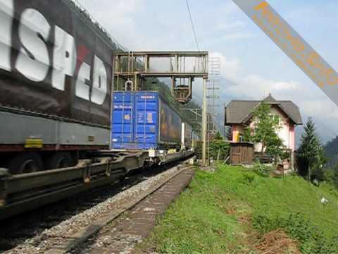 Re 6/6 + Re 4/4 presso Göschenen