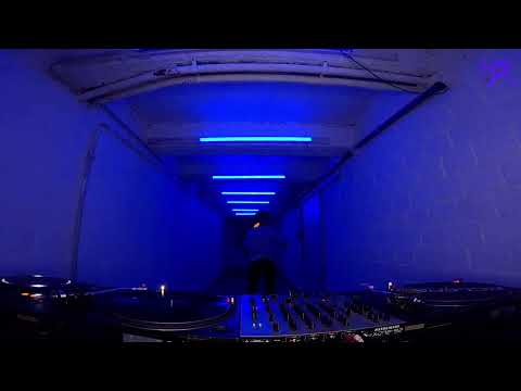 PATTERN: Headroom Showcase - APRS  -  Selection 67 - August 12 - 4 pm