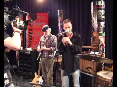 BAS KLEINE  &  HIS  HARMANIACS - Live yn Noardewyn Omrop Fryslân