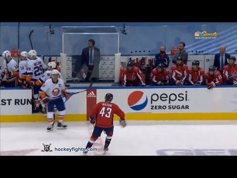 Anders Lee vs Tom Wilson Aug 12, 2020