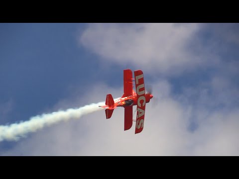 2019 New York International Air Show - Michael Wiskus (Pitts S-1-11b)
