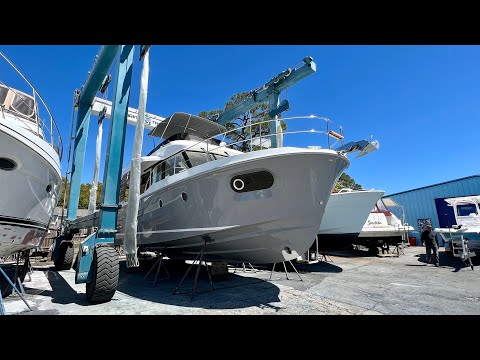 Fast Interior Walk-Through on a New 2023 Beneteau Swift Trawler 41 For Sale Fast Interior Walk-Through on a New 2023 Beneteau Swift Trawler 41 For Sale