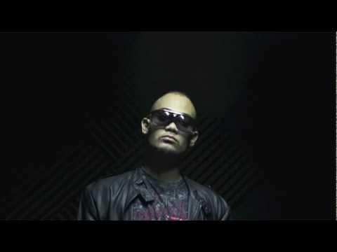 Vacca ft J.Simms - Fuck off (Middle finger riddim){ImLoudMusic Prod} aug 2011.flv