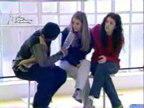 GEORGES-ALAIN ET HOUCINE S'AMUSE A INTERVIEWER EMMA ET NOLWENN AU CHÂTEAU. STAR ACADEMY 2.