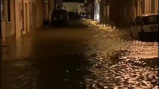 Italien: Flutschutztore in Venedig geschlossen