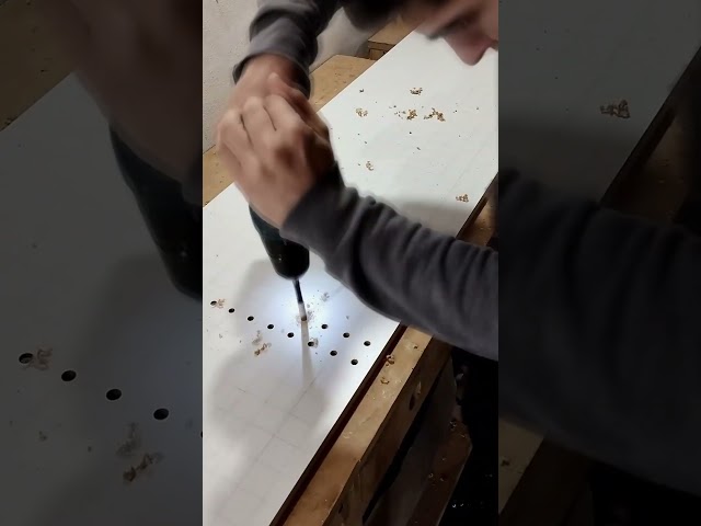 Vídeo relacionado con IMCCZONY Organizador de Pared de Tablero Perforado de 4 Piezas, Tablero Perforado para Colgar en la Pared, Tablero Perforado para Sala de Manualidades, Garaje, Cocina, Sala de Estar