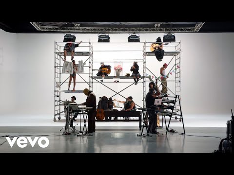 Chanela Clicka, Nueva H, Pepe y Vizio - Ya Nada Es Igual (Video Oficial)