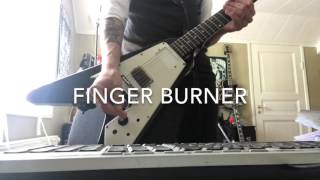Video thumbnail for Lace Pickups Finger Burner vs Hammer Claws by Thomas Jäger