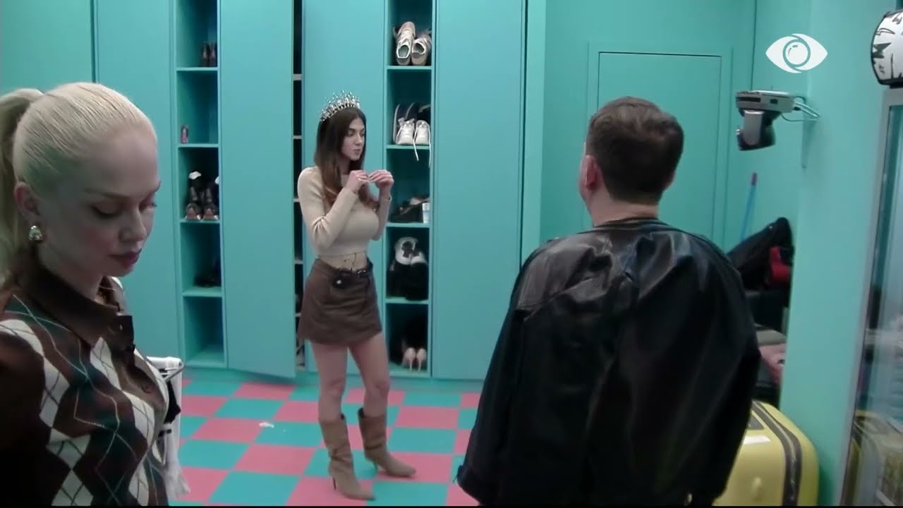 “Më bën përshtypje që ata nuk po e ruajnë”/ Loredana bisedon me grupin e saj për kurorën