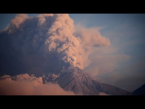 Video Thumbnail: Thousands evacuated after Guatemala’s Volcano of Fire erupts