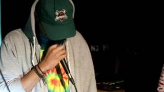 Gamer Girl - Shadow Modes feat Earl of Manila