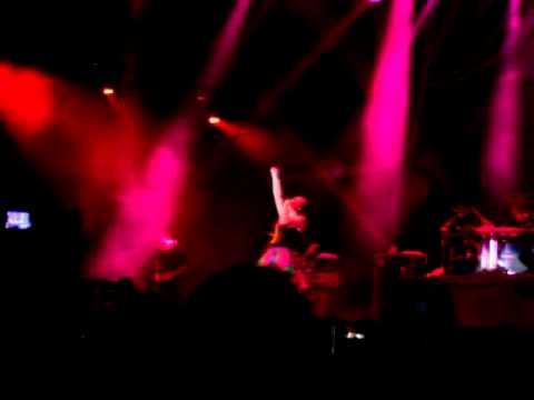 Evanescence - Cloud Nine (Live in Maquinaria Festival 2009 - Brasil)