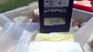preview picture of video 'Raw Uranium Uraninite Radiation geiger counter sample'