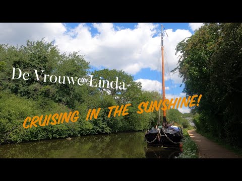 Cruising to Ealing in the Sunshine! Dutch Barge Linda 51#