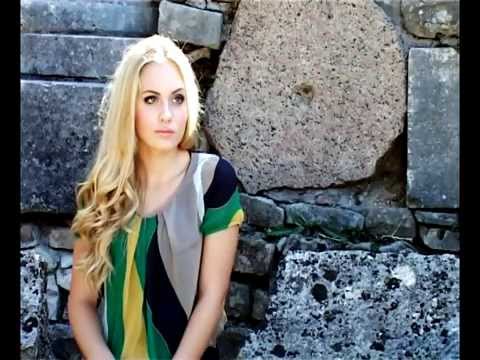 ALBINA GRČIĆ - ZABORAVI SVE