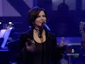 Martina McBride & Vince Gill  - Wearing White (Live)