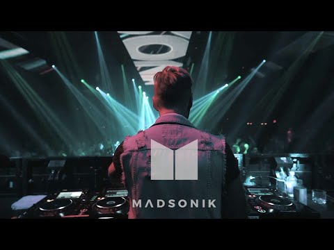 ESCAPE ROOM THEME (Madsonik & Kill the Noise Remix) Live in LA