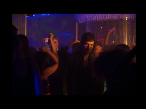 Sebastián Yatra - Una Noche Sin Pensar (Acoustic Video)