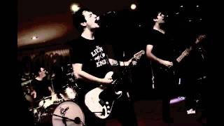 Flatline Stereo! Stuck In The Moment - Live