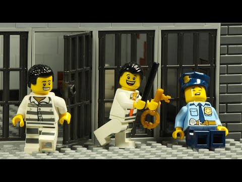 Lego City Police Station Prison Break - Tunnel Escape