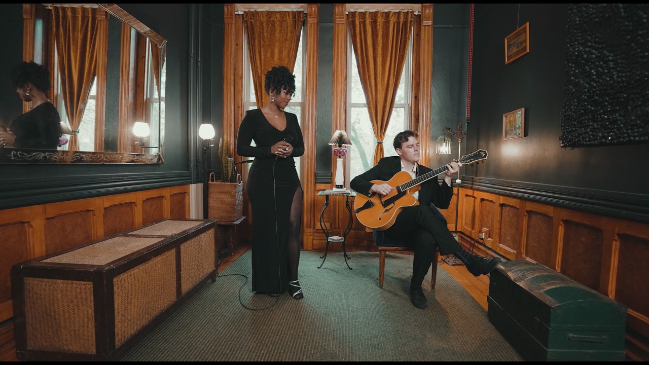 Promotional video thumbnail 8 for New York Wedding Singers | Aurora Sonnet