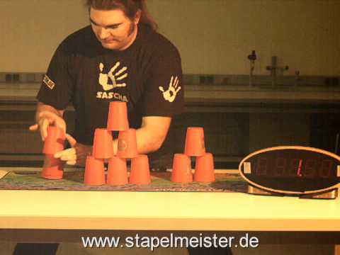 Cup Stacking - Super-Slow-Motion - 250 fps