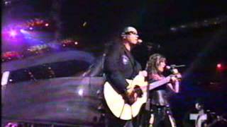 SORAYA Y ALEKS SINTEK - Duele el amor. Billboard 2005