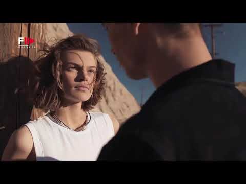 CARA TAYLOR Model 2021 - Fashion Channel Model 2021 - Fashion Channel