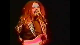 Groovy Movies: Roy Wood backed by Cheap Trick "I Wish It Could Be Christmas Everyday" NYC 1995