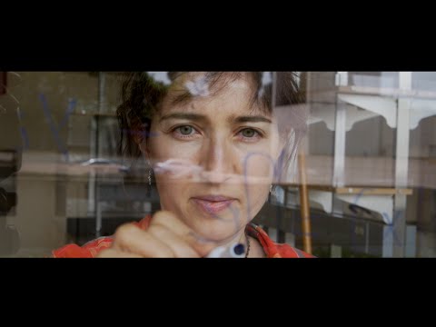 Salk physicist Tatyana Sharpee uses information theory to understand the mysteries of the brain