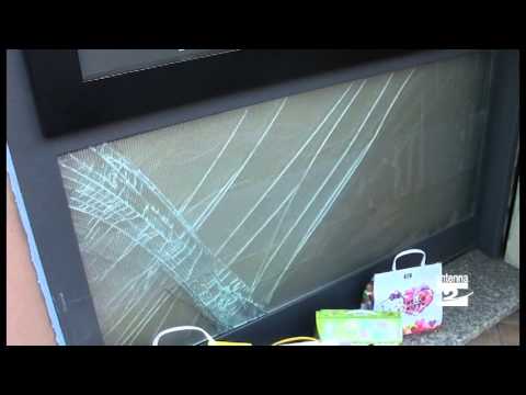 Ardesio spaccata in tabaccheria Antenna 2 TV 25012014