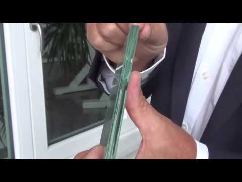 Sicherheitsglas schützt vor dem Einschlagen der Verglasung.