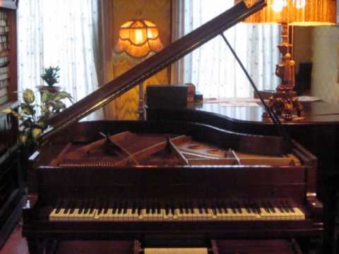 Valencia, one-step. Played by Harry Perrella, 1927