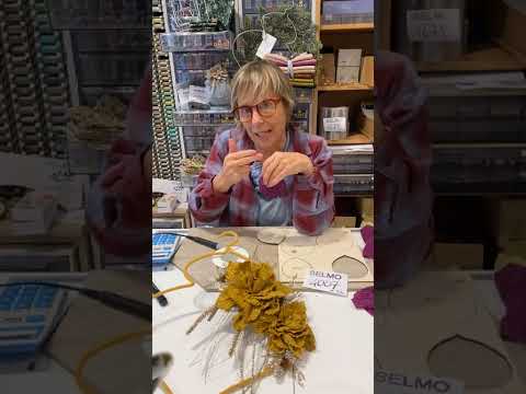 Tutorial delle Fiocchette - Fiore Regina d'inverno ( i Nastri di Mirta)