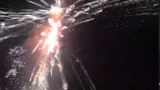 preview picture of video 'Taunggyi Fire Balloon Launch with Fireworks'