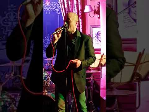 MILE PERKOV feat. VRIJEME LJUBAVI Ja po kafanama - Žale godine -Prvi poljubac