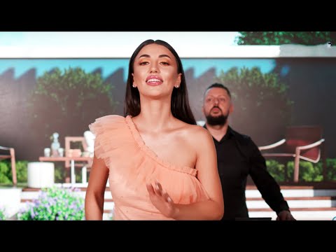 Bianca Mitroi - Aduna omul si strange (Official Video)