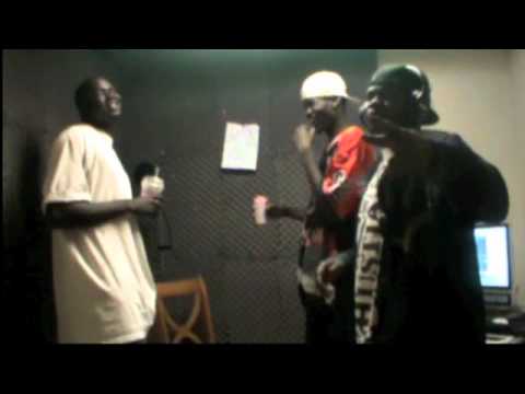 Ooh hoo) Suspect Young Commando, ft Hot dogg, from Wau Southern sudan living in Calgary AB.
