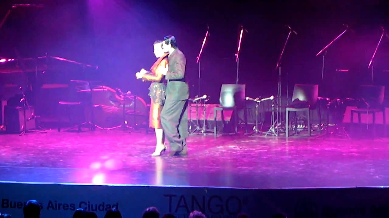 02 Segundo Lugar 2010 - Cristian David Correa y Manuela Rossi