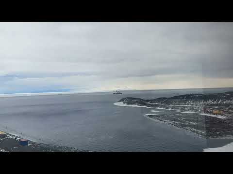 TimeLapse Maersk Peary and Polar Star