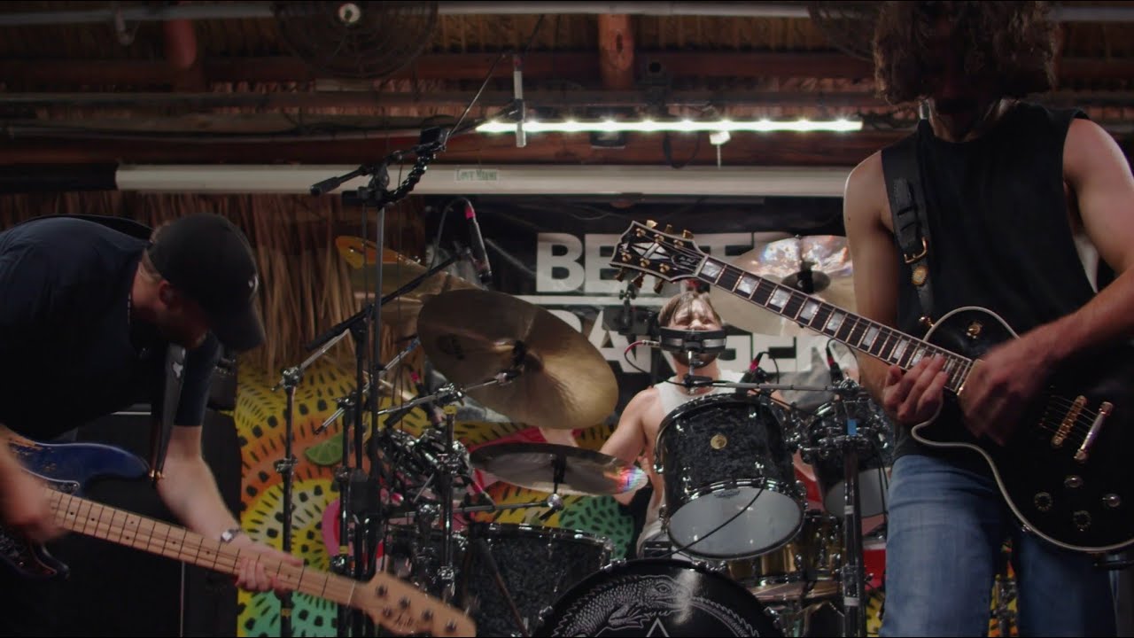 Better Strangers - LIVE AT GRAMPS - YouTube