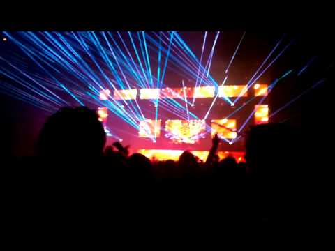 Giuseppe Ottaviani @ Bliss - 4 Strings vs. Giuseppe Ottaviani - Take Me To The Silence Of Time