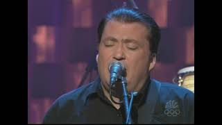 TV Live: Los Lobos - &quot;Chains of Love&quot; (Conan 2004)