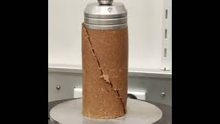 Big Crack Appears in Soil #engineering #education #experiment | Unconfined Compression Test