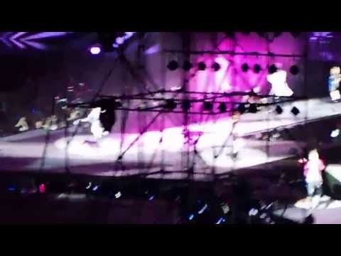 121123 Fancam TTS & EXO DJ Got Us Falling in Love