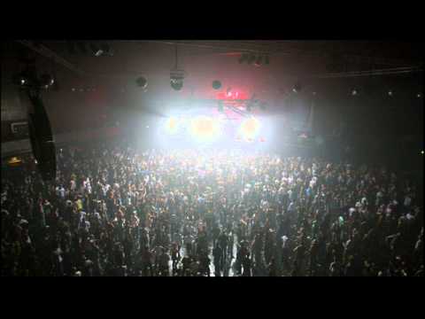 Luca Antolini & Cally & Juice - Bitch