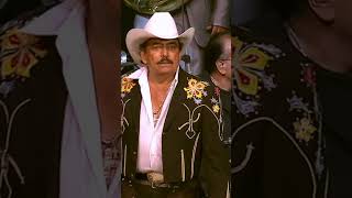 #Estuve, gran tema también interpretado por #AlejandroFernández, aquí en vivo desde #ElUltimoJaripeo